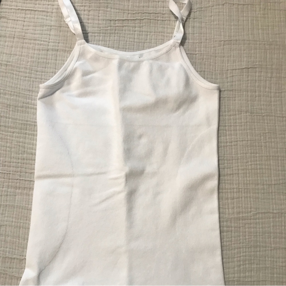 3/$20 Brand new Shapemint tank
